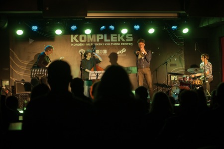 V jazzu zasidrana avtorska glasba (9)